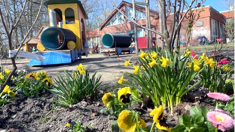 Aktionstag „Lehrte putzt sich raus“ in der Kindertagesstätte Hohnhorstweg