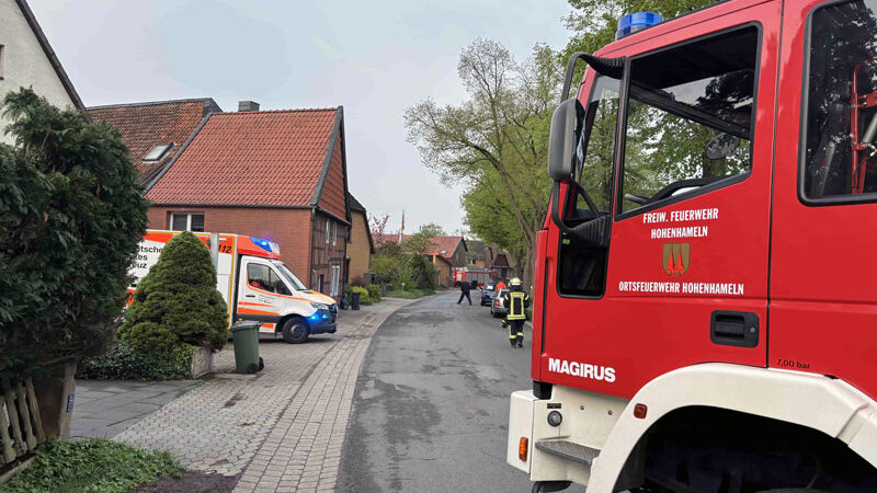 Beschädigte Gasleitung durch Baggerarbeiten