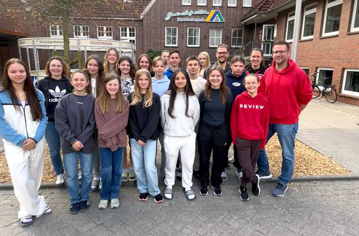 Leichtathletik-Jugend des TVE Sehnde trainiert in Aurich für die Sommersaison