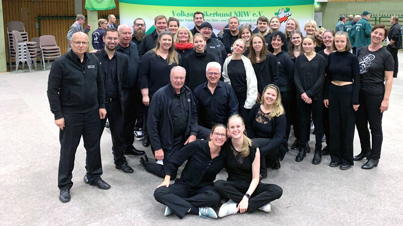 Nach 9 Jahren Pause: Flötenorchester Rhythm and Flutes wieder bei DM