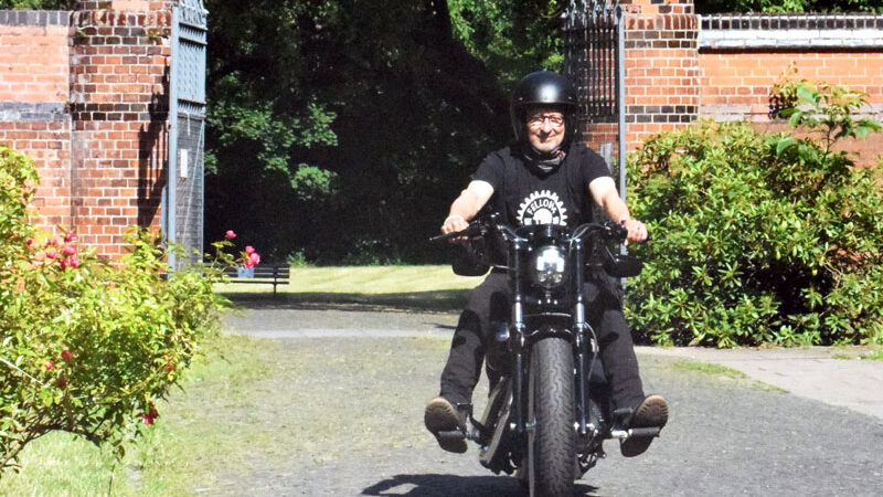 Motorrad-Demo für mentale Gesundheit:  mit offenem Visier für Depressionshilfe