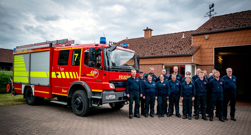 Fahrzeugübergabe: Ortsfeuerwehr Kolshorn übernimmt LF 10 aus Ahlten