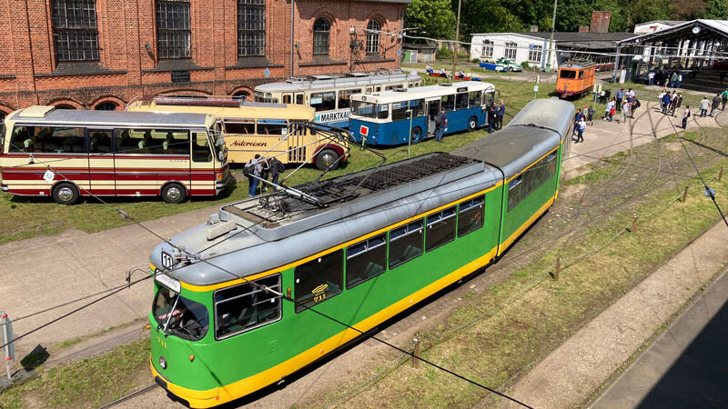 Bus trifft Straßenbahn: Bustreffen 2025 im Hannoverschen Straßenbahn-Museum