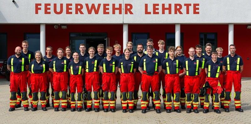 26 Feuerwehranwärter schließen QS 1 in Lehrte erfolgreich ab