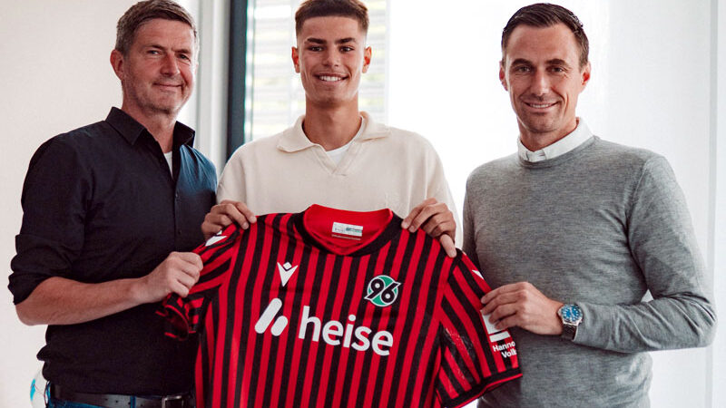 96-Akademie-Spieler erhält Vertrag mit Profi-Perspektive: Taycan Kurt bleibt bei Hannover 96