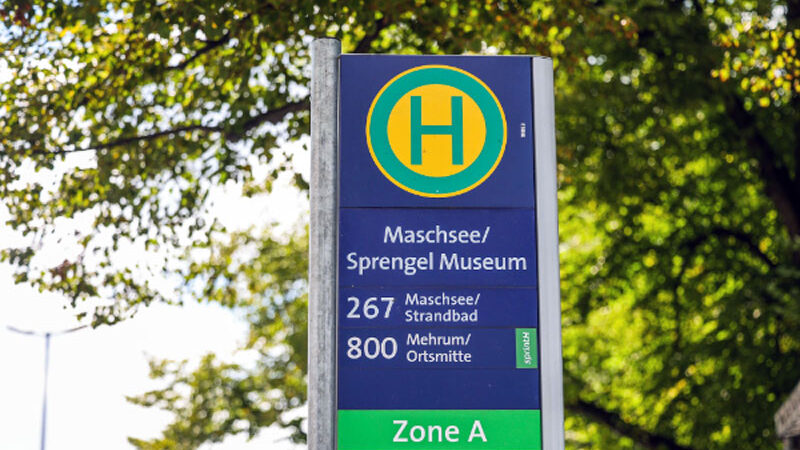 Mit der üstra zum Maschseefest:  An- und Abreise; Fahrten mit der Maschseeflotte 