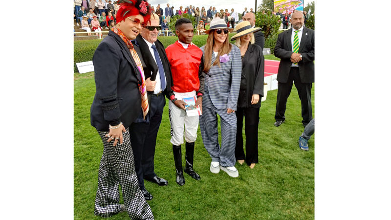 Glanz & Glamour auf der Neuen Bult: Ascot- Renntag