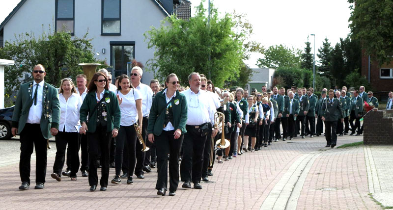 Schützen- und Jubiläumsfest der Feuerwehr in Wassel
