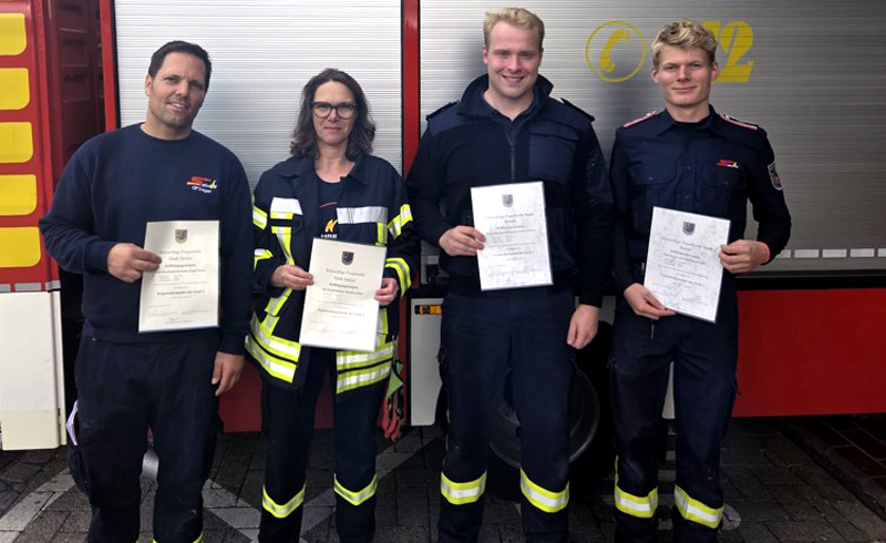 Neue Feuerwehrtaucher für die Sehnder Tauchergruppe