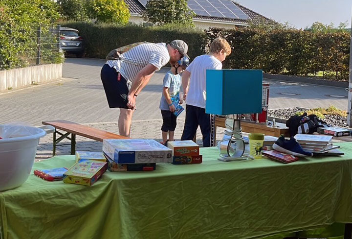 Dorf-Flohmarkt Rethmar mit neuem Rekord: schon über 130 Stände