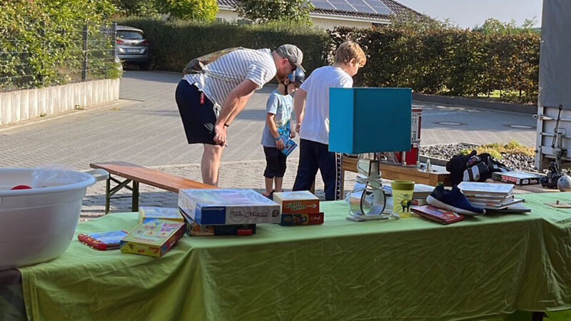 Dorf-Flohmarkt Rethmar mit neuem Rekord: schon über 130 Stände