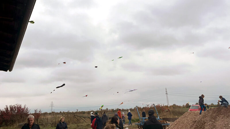 Drachenfest in Müllingen bei idealem Flugwetter