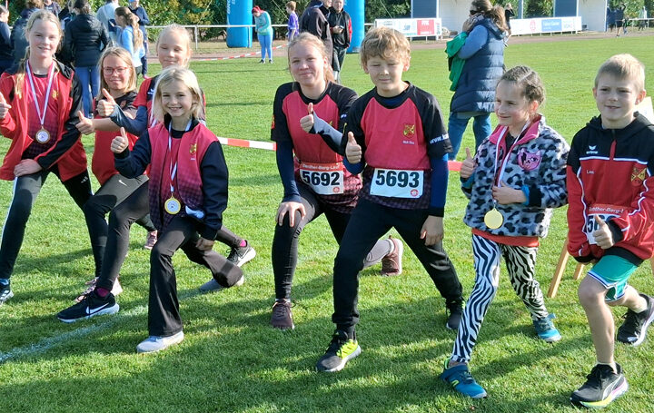 Neun MTV-Mädchen und Jungen am Benther Berg dabei