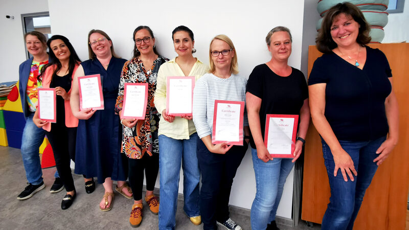 Sechs neue Marte Meo Trainerinnen für Lehrter Kindertagesstätten
