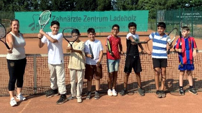 Neue Tennisangebote an der KGS Sehnde mit dem Förderverein