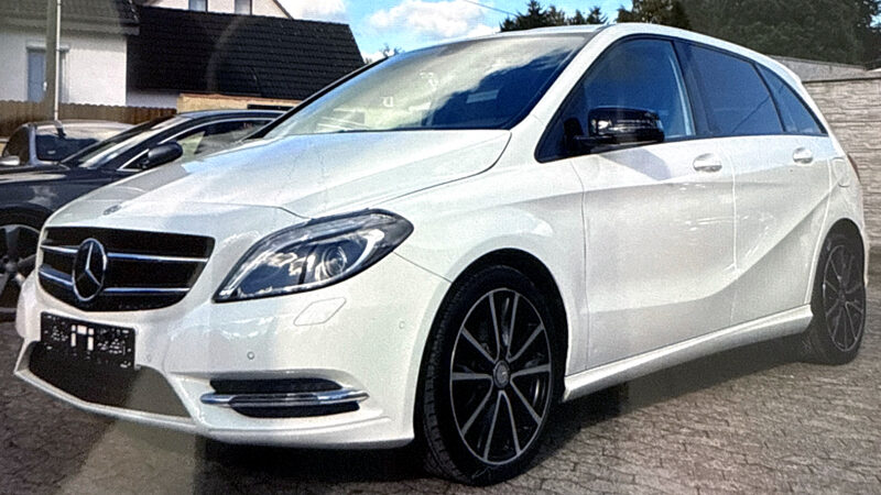 Unbekannte stehlen nicht zugelassene Fahrzeuge