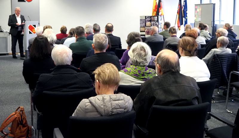 „Geschichte verpflichtet uns“: Gedenkstunde in Sehnde zur Reichspogromnacht