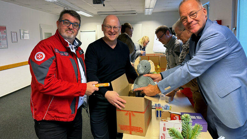 Weihnachtstrucker erfolgreich gestartet: Die ersten 136 Pakete für die Ukraine sind da