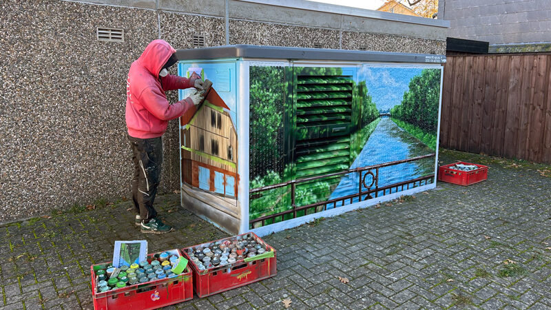 EVS und Avacon gestalten Trafo-Station in Bolzum mit lokalen Akzenten