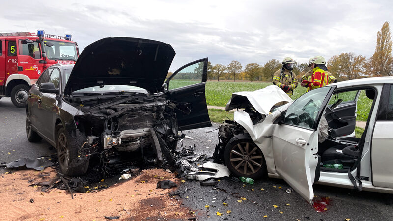 Fünf Schwerverletzte bei Verkehrsunfall zwischen Sievershausen und Hämelerwald