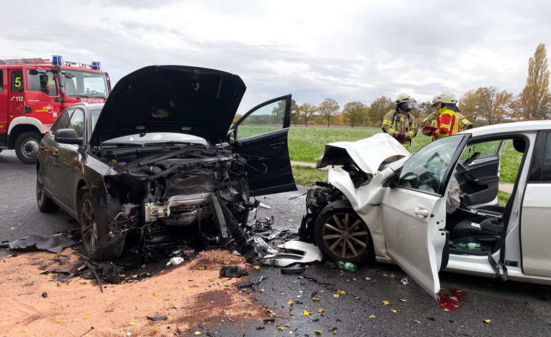 Fünf Schwerverletzte bei Verkehrsunfall zwischen Sievershausen und Hämelerwald