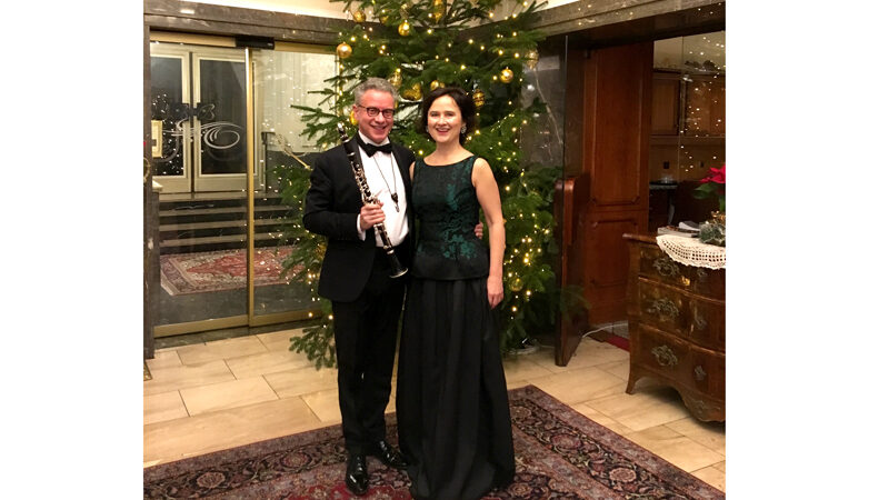 Festliche Weihnachtsrevue für Klarinette und Klavier