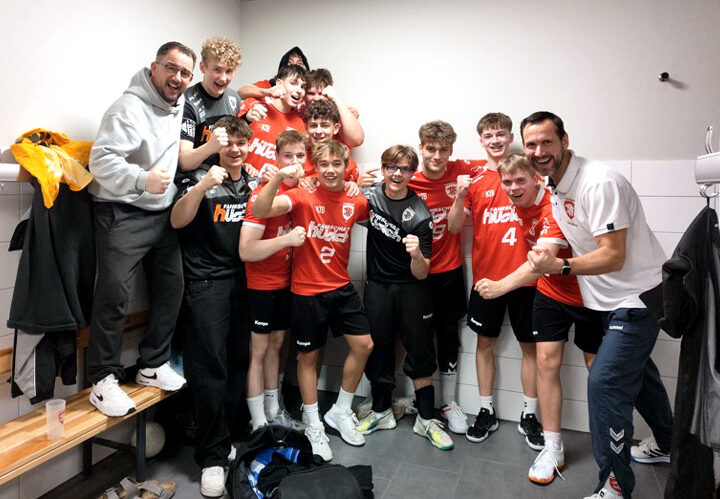 Sehnder Jungz feiern Kantersieg zum Jahresabschluss