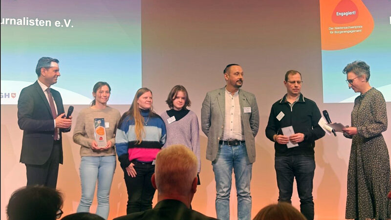 „Unbezahlbar und freiwillig“: Landesregierung, VGH Versicherungen und Sparkassen zeichnen Lehrter Preisträger aus