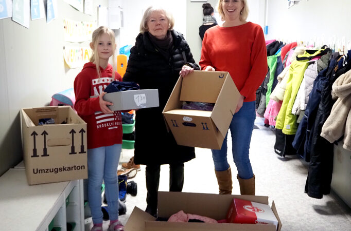 Kleiderspende der Grundschule Breite Straße für die Tafel