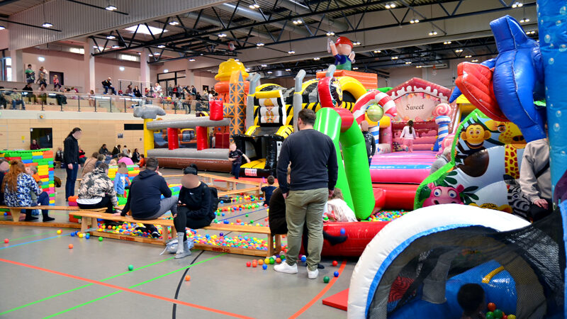 Sehnder Hüpfburgen-Festival 2026 im Sportzentrum