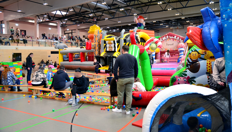 Sehnder Hüpfburgen-Festival 2026 im Sportzentrum