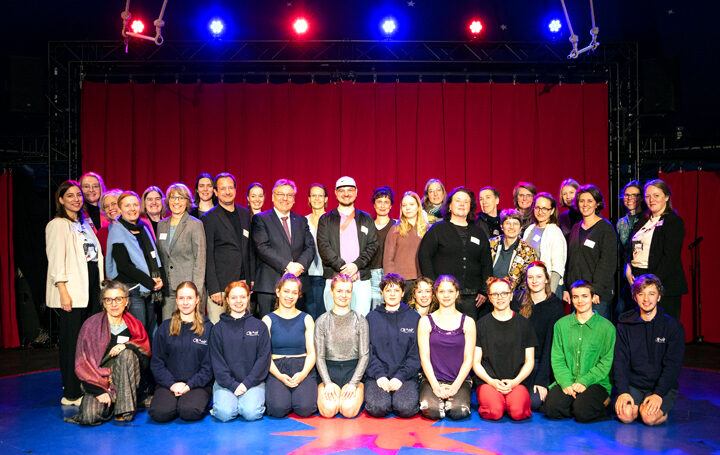 Demokratie braucht kulturelle Bildung