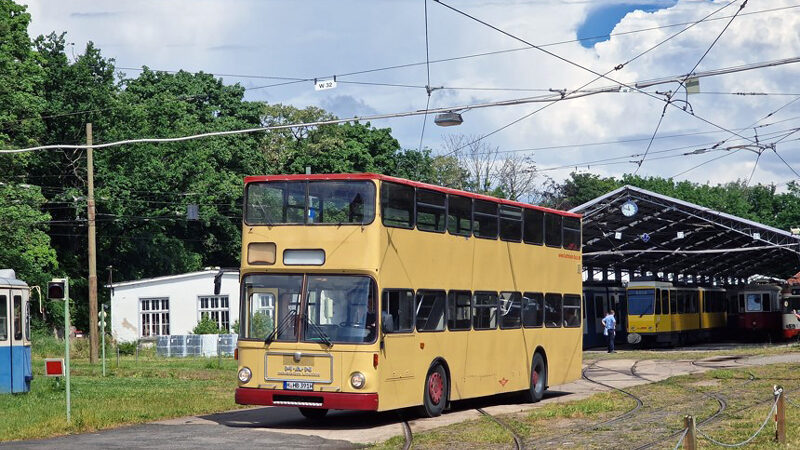 Maifeiertag als Öffnungstag im HSM mit Souvenirverkauf und Shuttle-Verkehr
