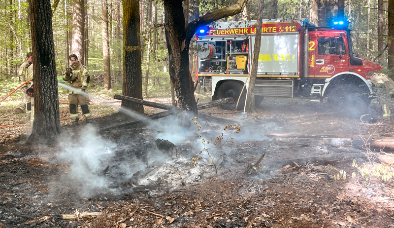 Waldbrand bei Ahlten rechtzeitig entdeckt