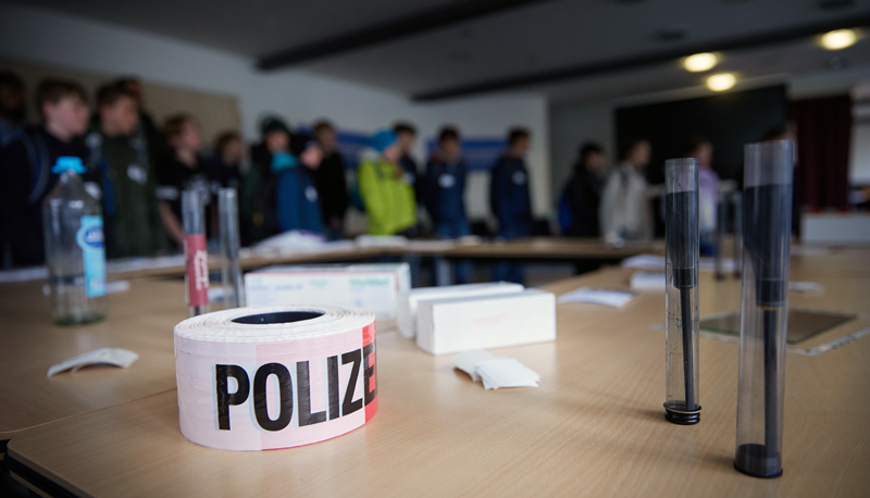 Spurensuche statt Schulbank: 760 Kinder und Jugendliche beim Zukunftstag der Polizei