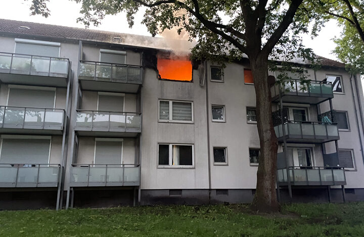 Wohnung in Lehrte brennt komplett aus