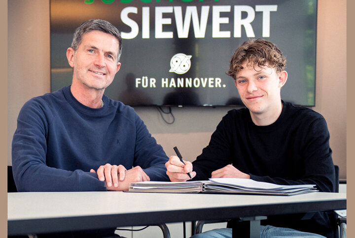 96-Akademie-Spieler erhält Vertrag mit Profi-Perspektive: Joschua Siewert langfristig gebunden