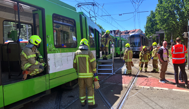 Sieben Verletzte nach Stadtbahnunfall auf der Ritter-Brüning-Straße