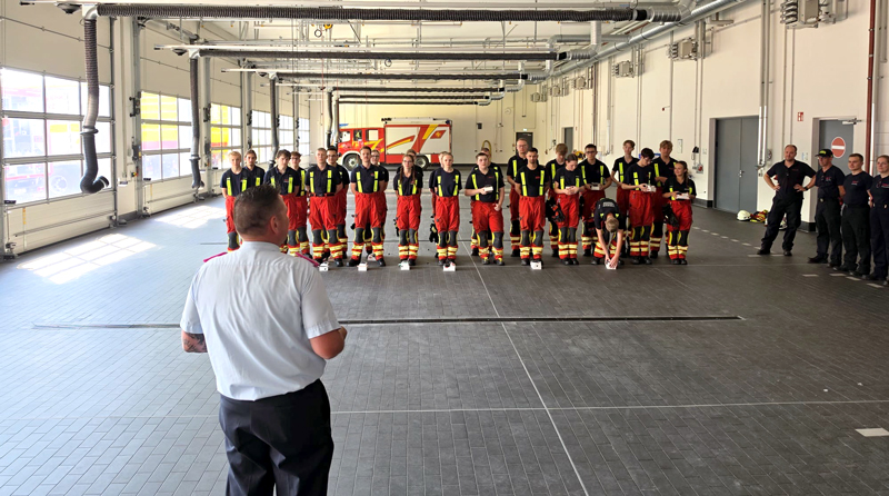 Modulare Grundausbildung: Nachwuchs der Stadtfeuerwehr Lehrte stellt sich der Hitze
