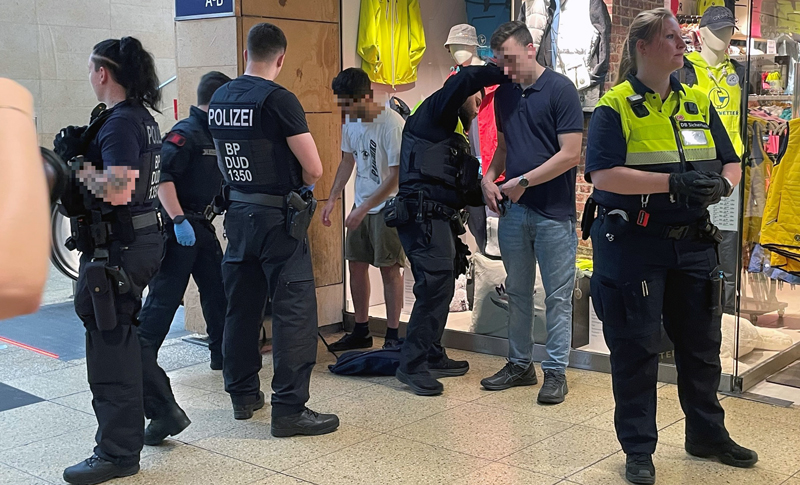 Bundespolizei in Hannover im Schwerpunkteinsatz am Hauptbahnhof Hannover