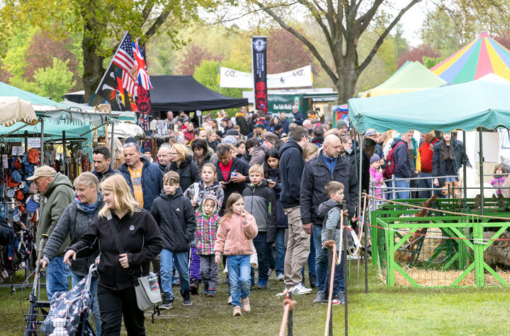 Burgdorfer Pferde- und Hobbytiermarkt: Open-Air-Erlebniswelt mit Ponys, Fahrrädern und Familienprogramm