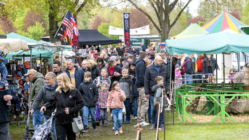 Burgdorfer Pferde- und Hobbytiermarkt: Open-Air-Erlebniswelt mit Ponys, Fahrrädern und Familienprogramm
