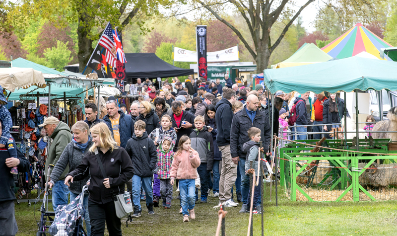 Burgdorfer Pferde- und Hobbytiermarkt: Open-Air-Erlebniswelt mit Ponys, Fahrrädern und Familienprogramm