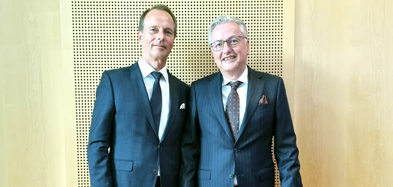 Calenberger Kreditverein: Umwandlung in AG und Partnerschaft mit der Volksbank eG Hildesheim-Lehrte-Pattensen