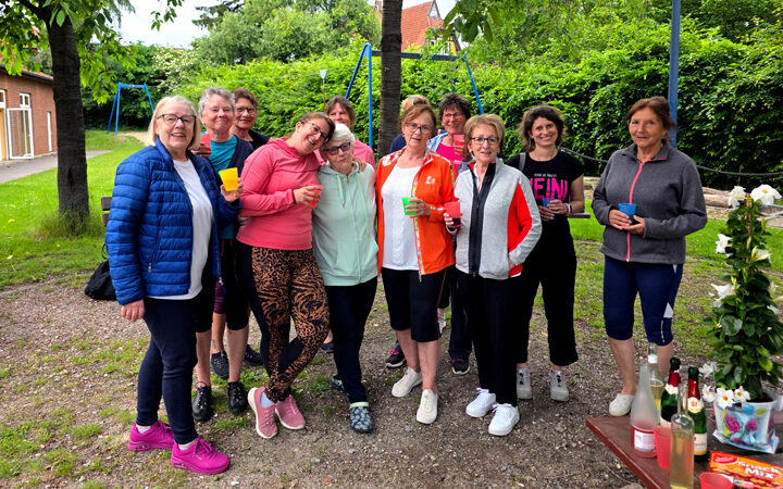 Schnapszahl-Jubiläum bei den Fitness-Damen in Wassel