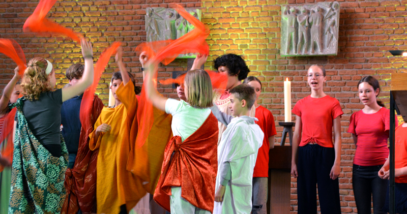 Mehr als 150 Besucher beim Musical-Gottesdienst in Lehrte