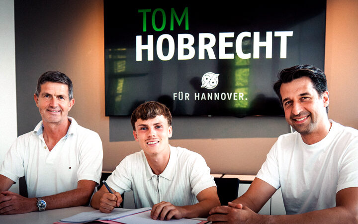 Vom Partnerverein zum Profivertrag: Tom Hobrecht bleibt bei Hannover 96