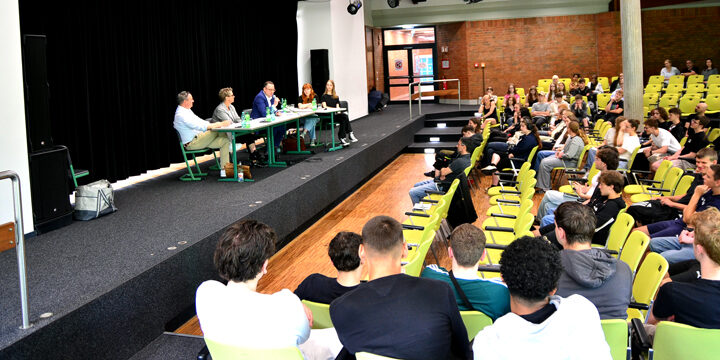 KGS-Schüler diskutieren mit den Kandidaten: Drei Bürgermeisterbewerber stellten sich den KSG Schülern