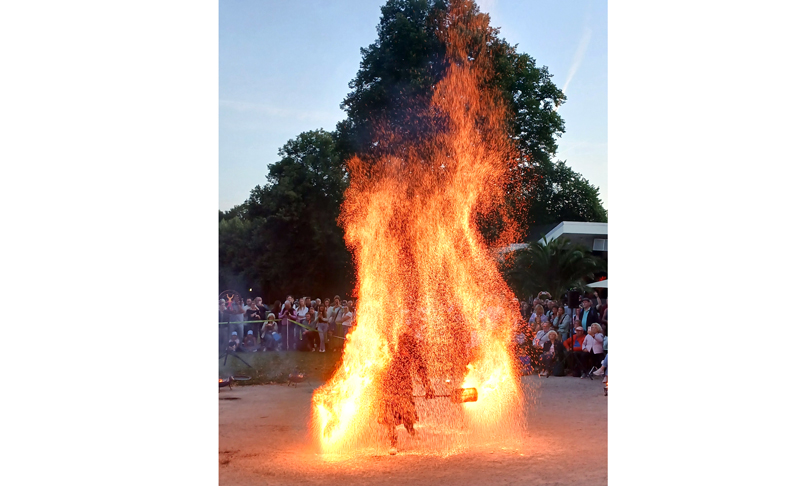 Voller Kurpark in Pyrmont: Erfolg für Verlängerung vom „Kleinen Fest“