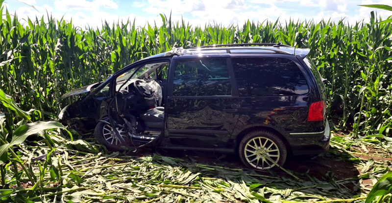 Unfall zwischen Burgdorf und Immensen – Feuerwehr rettet eingeklemmte PKW-Fahrerin